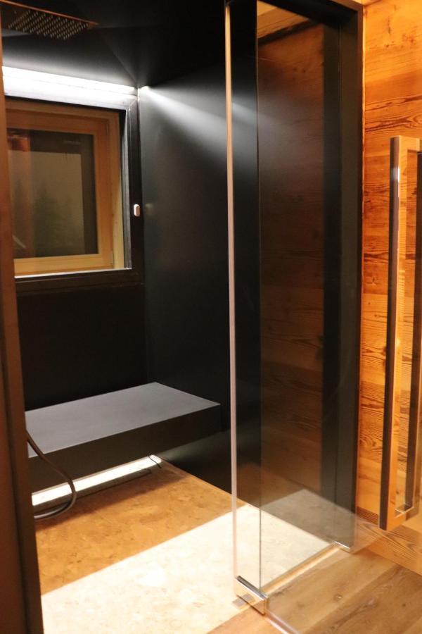 Hotel Ciasa Lorenzi كورتينا دامبيتزو المظهر الخارجي الصورة