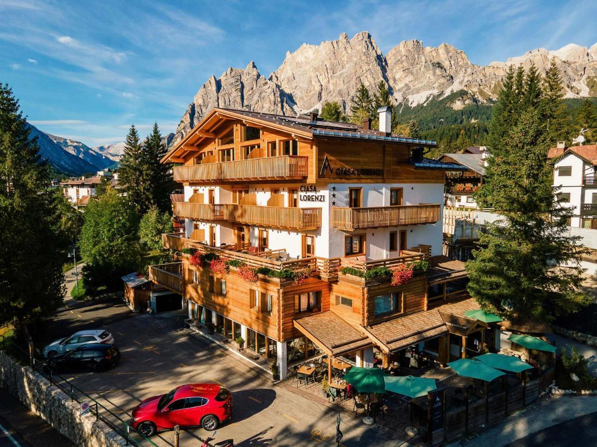 Hotel Ciasa Lorenzi كورتينا دامبيتزو المظهر الخارجي الصورة